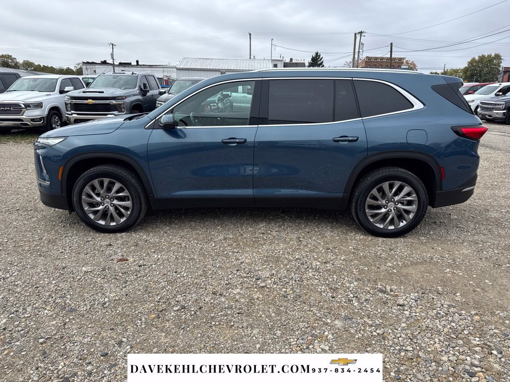 Used 2026 Buick Enclave Preferred AWD/4WD image 3