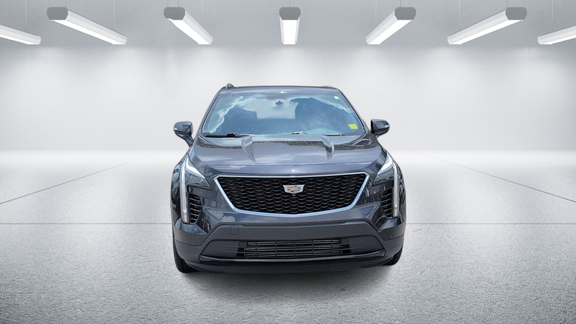 Certified 2022 Cadillac XT4 Sport w/ Enhanced Visibility Package FWD image 10