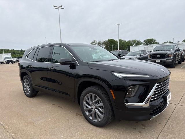 New 2026 Buick Enclave Preferred AWD/4WD image 1
