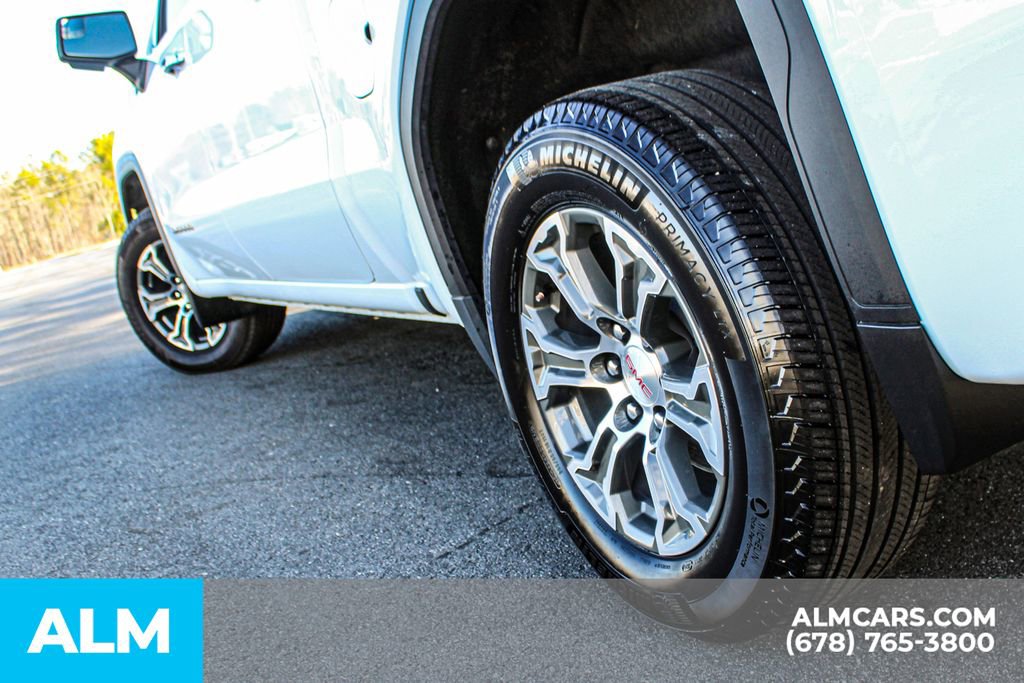 Used 2025 GMC Sierra 1500 SLT image 12