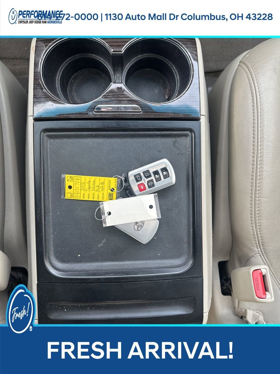 Used 2015 Toyota Sienna XLE w/ XLE Navigation Package image 25