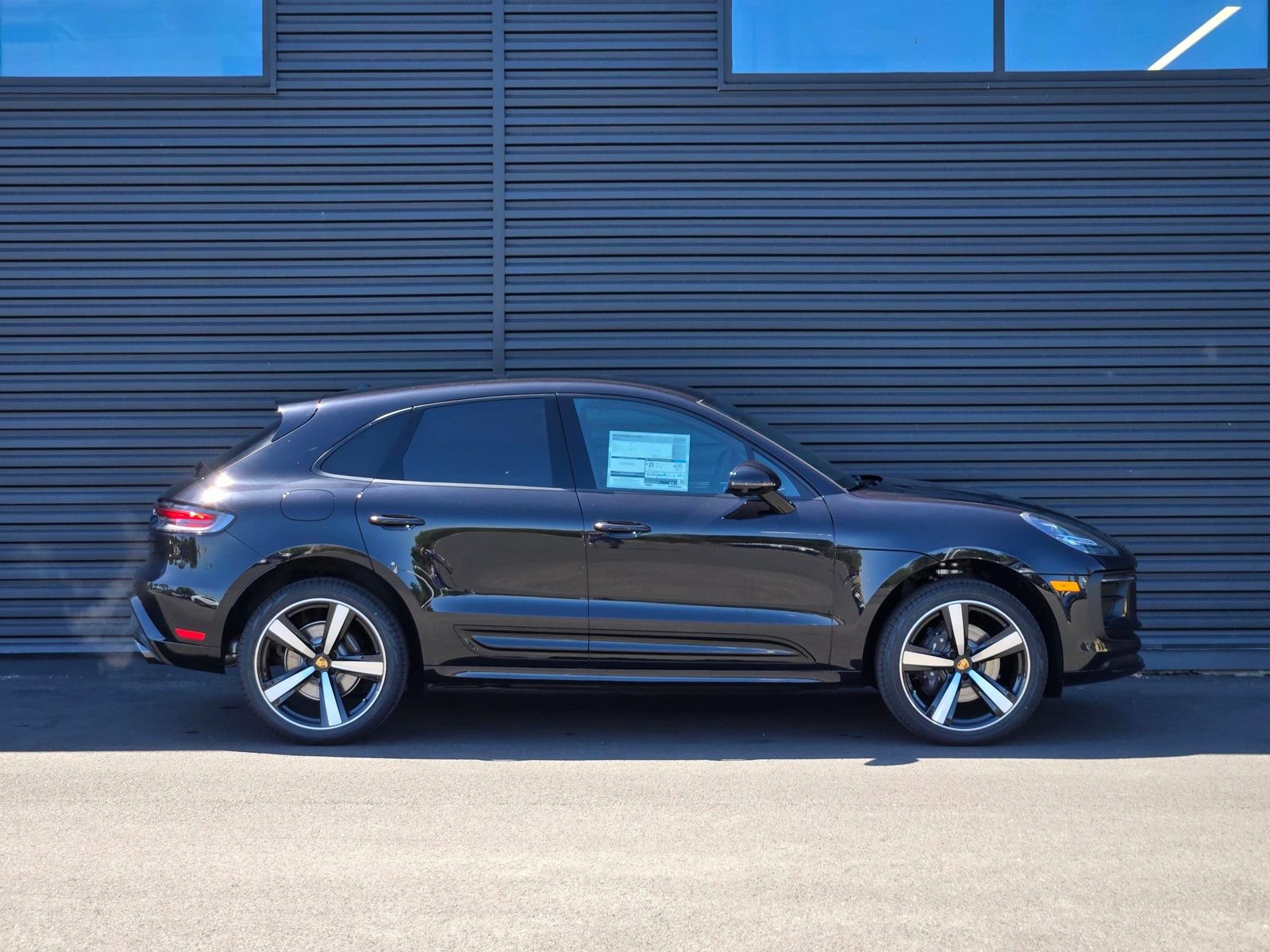New 2026 Porsche Macan AWD/4WD image 11