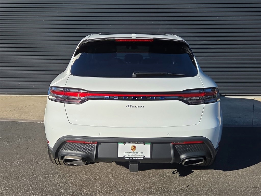 New 2026 Porsche Macan image 23