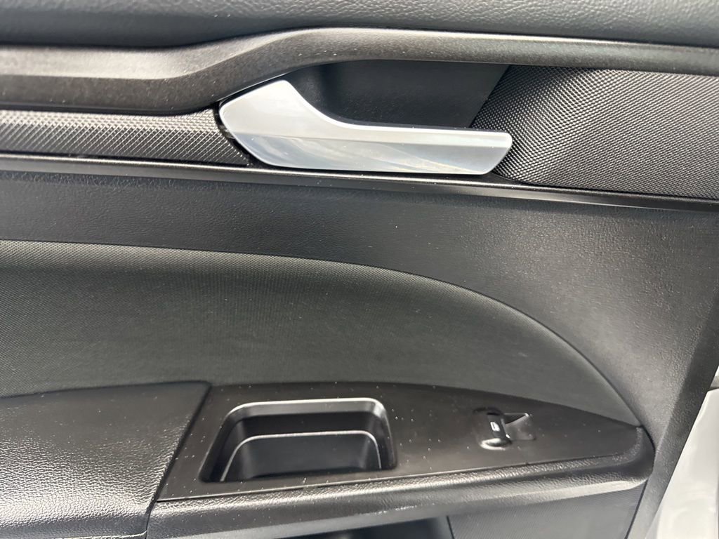 Used 2018 Ford Fusion SE w/ Equipment Group 601A image 33