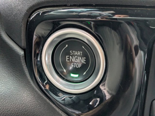 Used 2022 Chevrolet Silverado 1500 High Country w/ Technology Package image 28