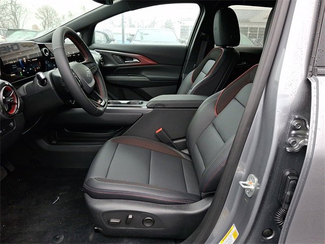 New 2026 Chevrolet Equinox EV RS image 9