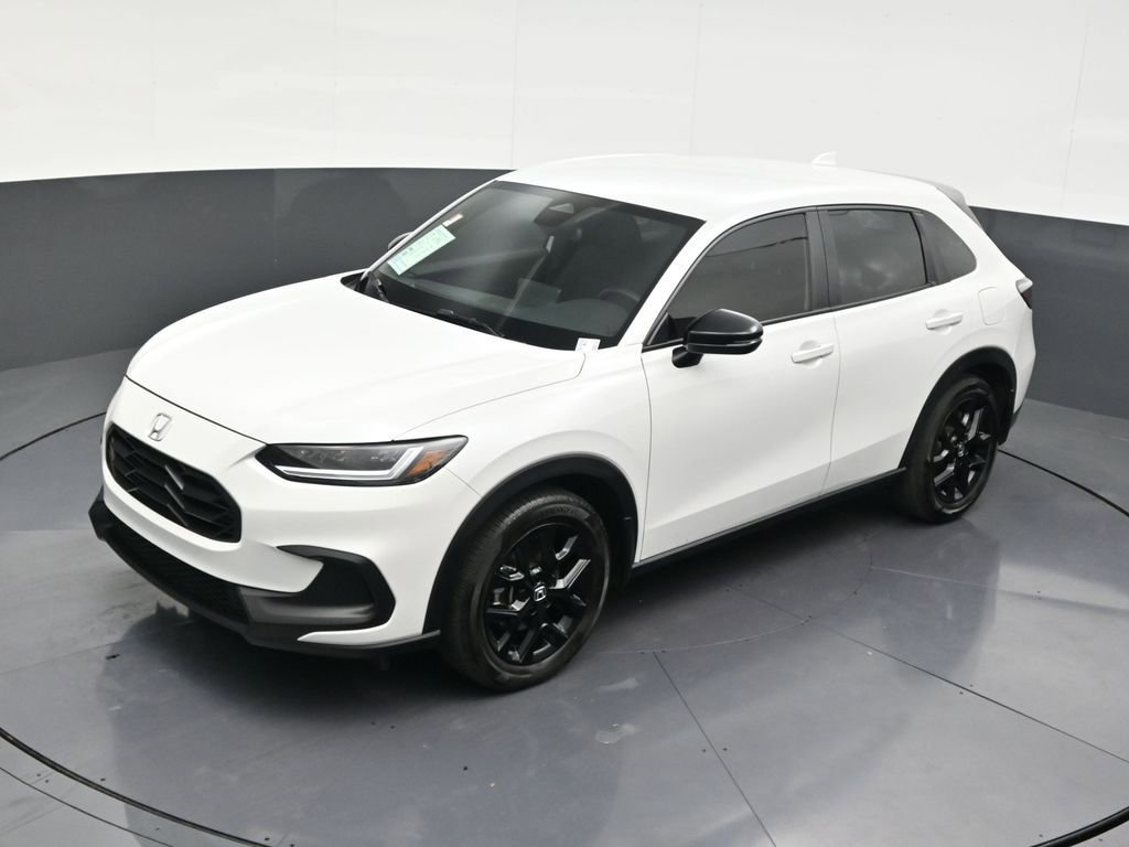 Used 2025 Honda HR-V Sport image 17