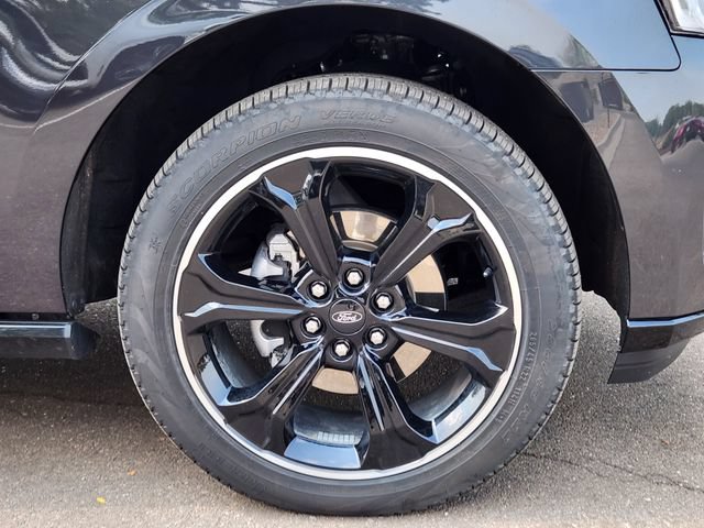 Used 2024 Ford Expedition Limited AWD/4WD image 16