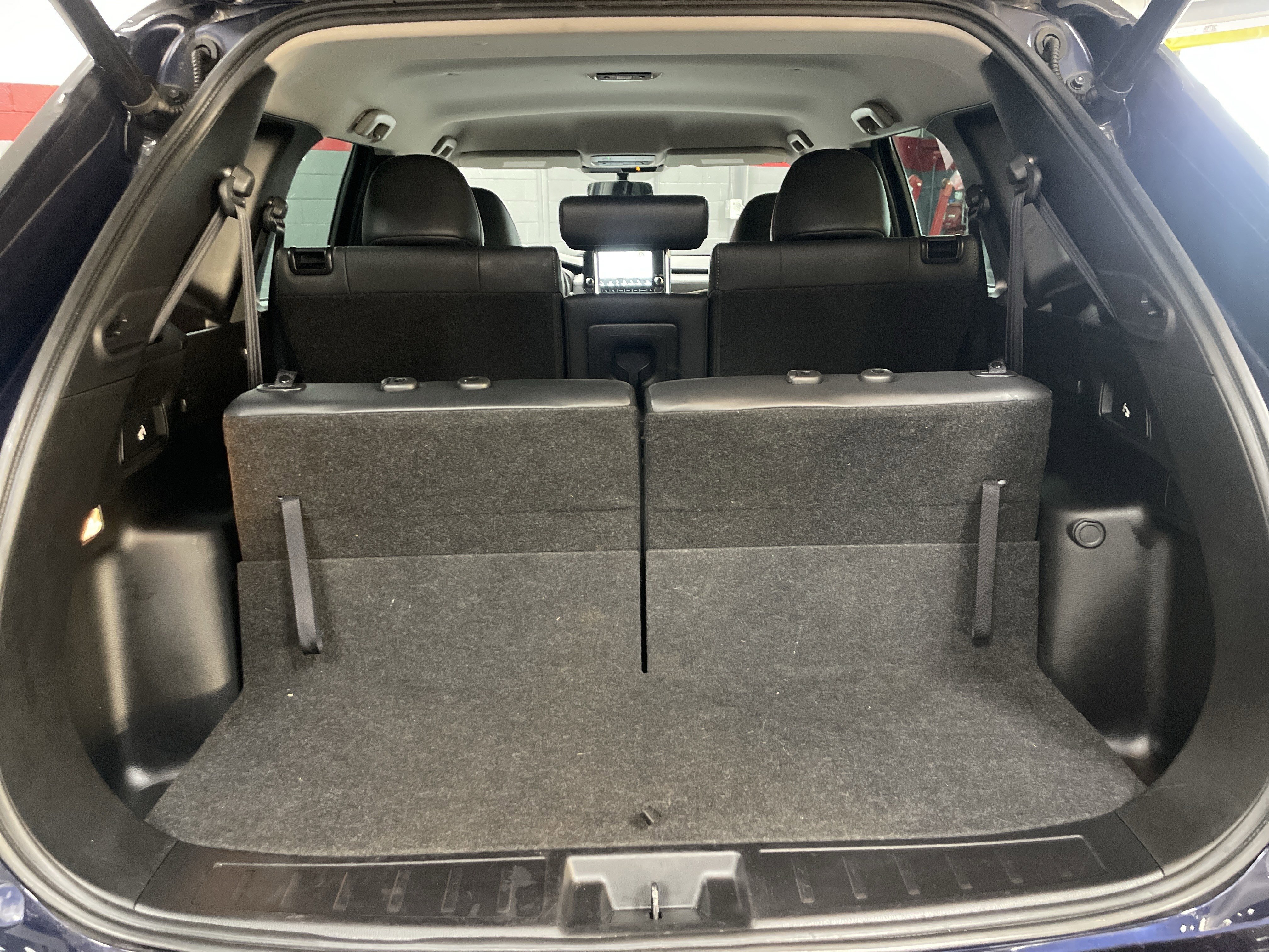 Used 2022 Mitsubishi Outlander SE image 34