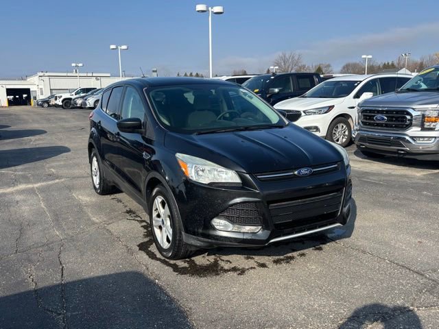 Used 2015 Ford Escape SE image 3
