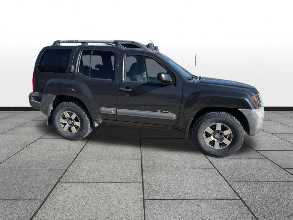 Used 2010 Nissan Xterra Off-Road image 4