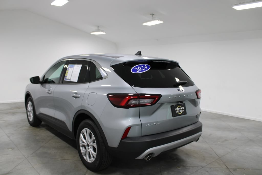Used 2024 Ford Escape Active FWD image 7