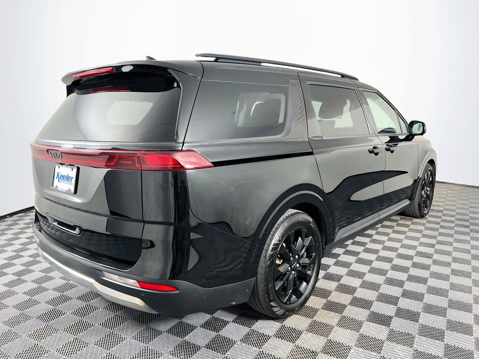 Used 2024 Kia Carnival SX Prestige FWD image 6