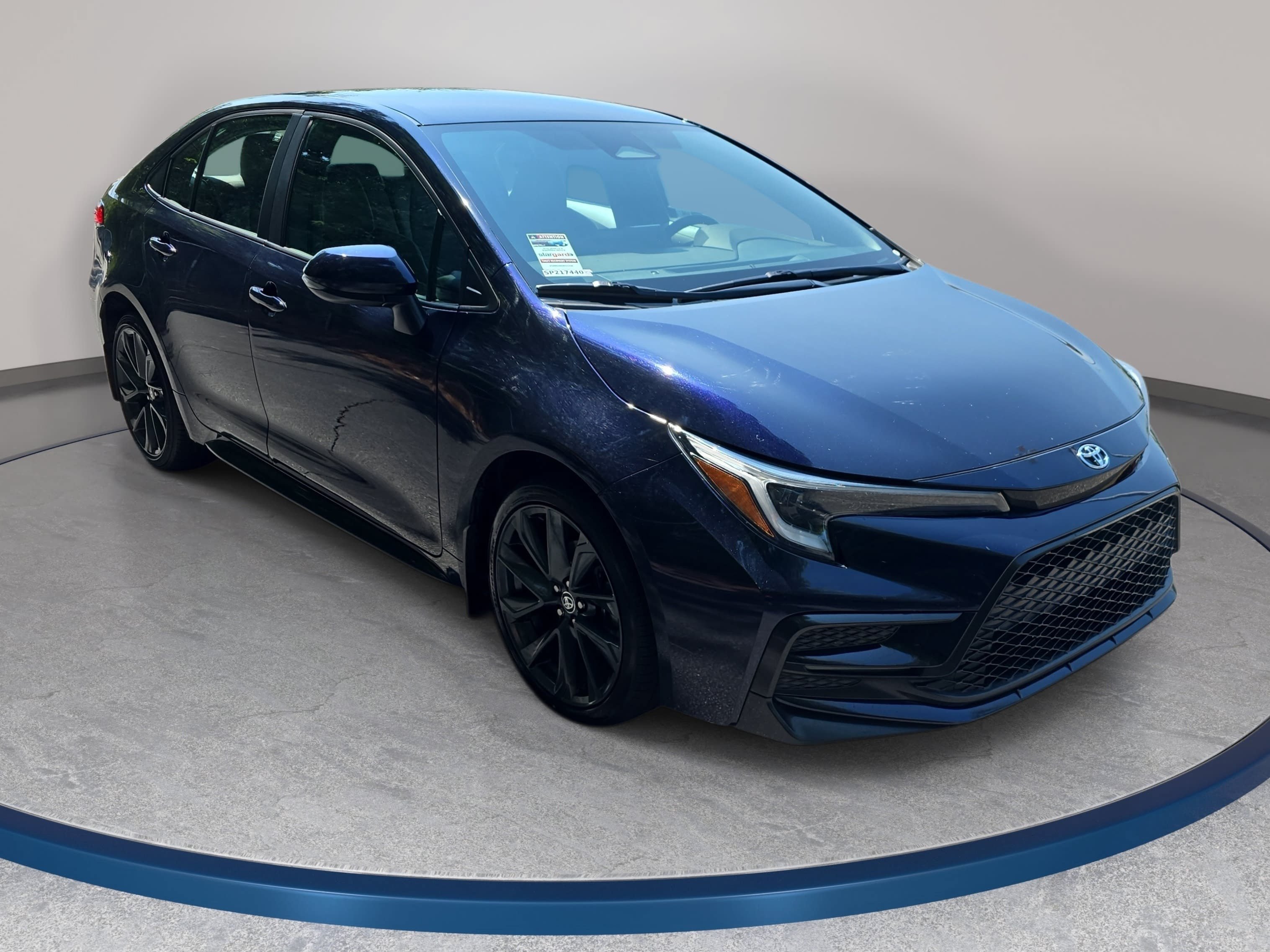 Used 2025 Toyota Corolla SE FWD image 3