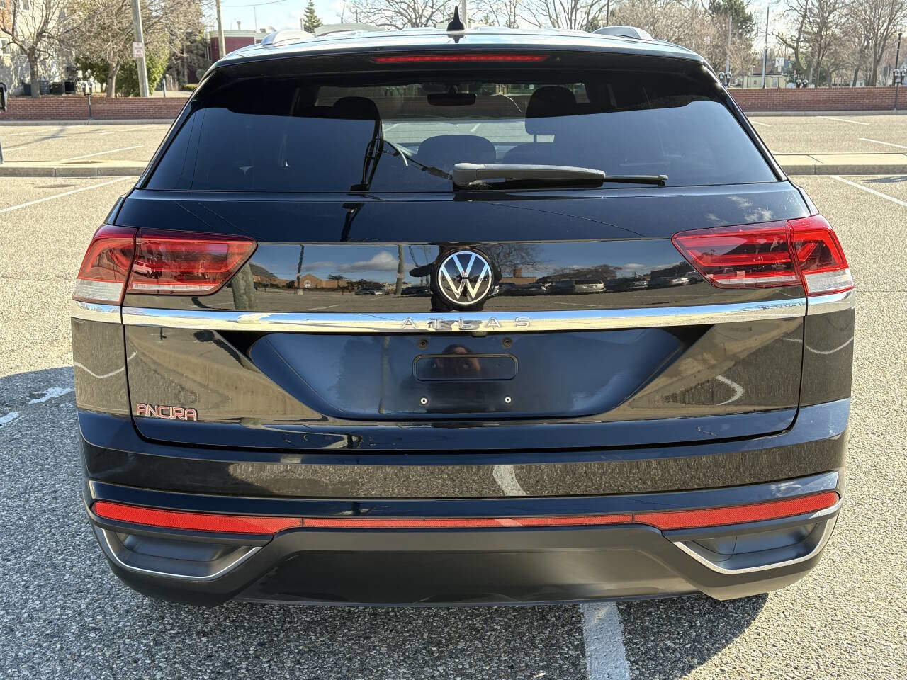 Used 2021 Volkswagen Atlas Cross Sport S image 16