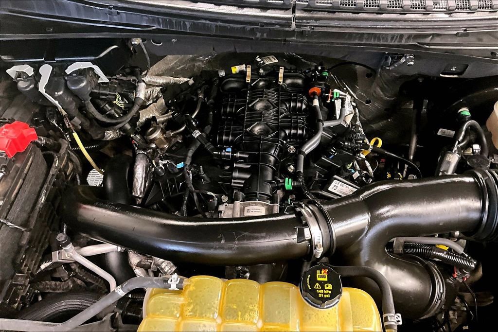 Used 2021 Ford Expedition Max Limited image 31