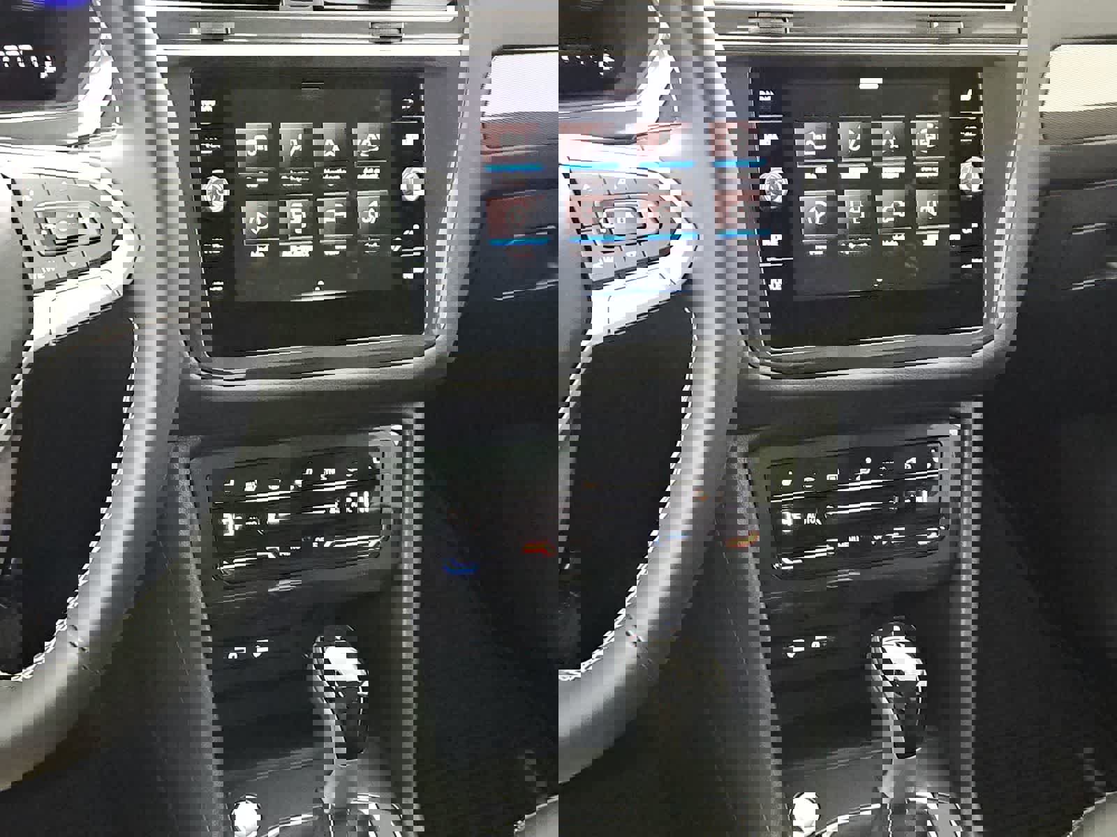 Certified 2024 Volkswagen Tiguan SE image 28