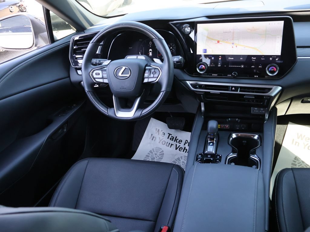 Used 2025 Lexus RX 350 F Sport w/ Convenience Package AWD/4WD image 19