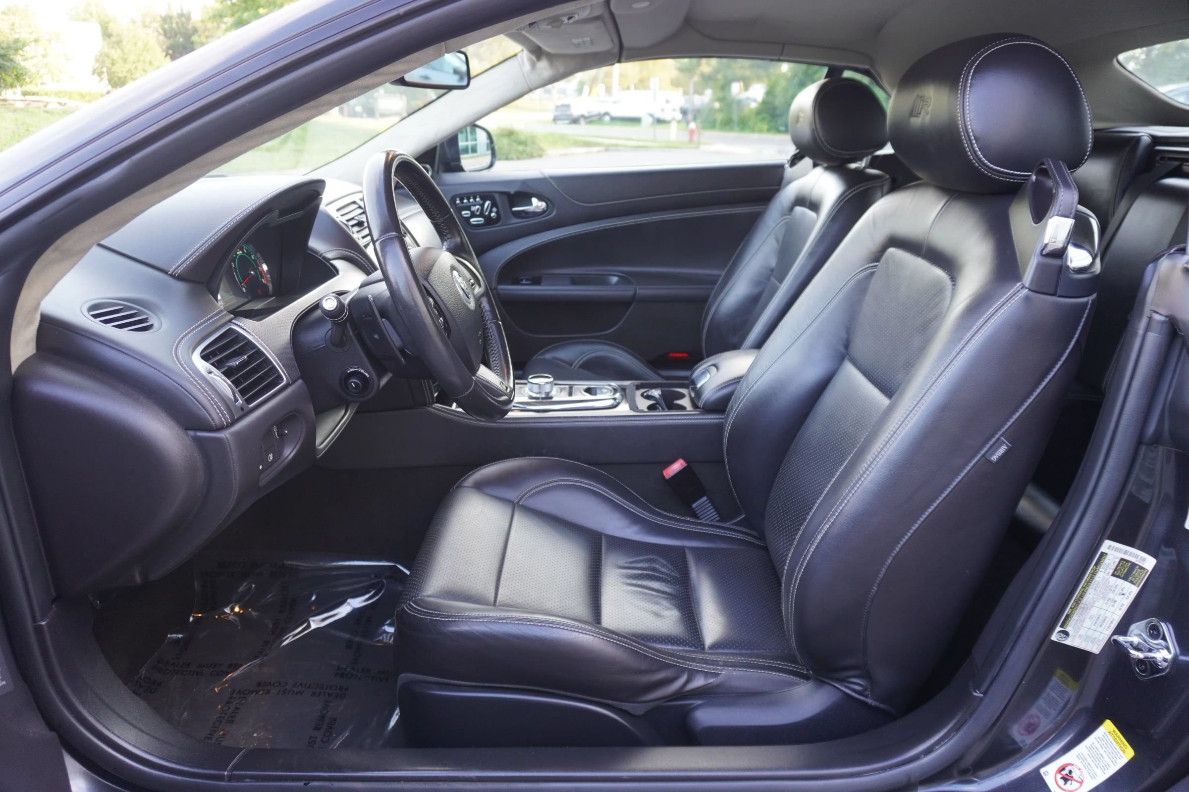 Used 2012 Jaguar XKR R RWD image 9