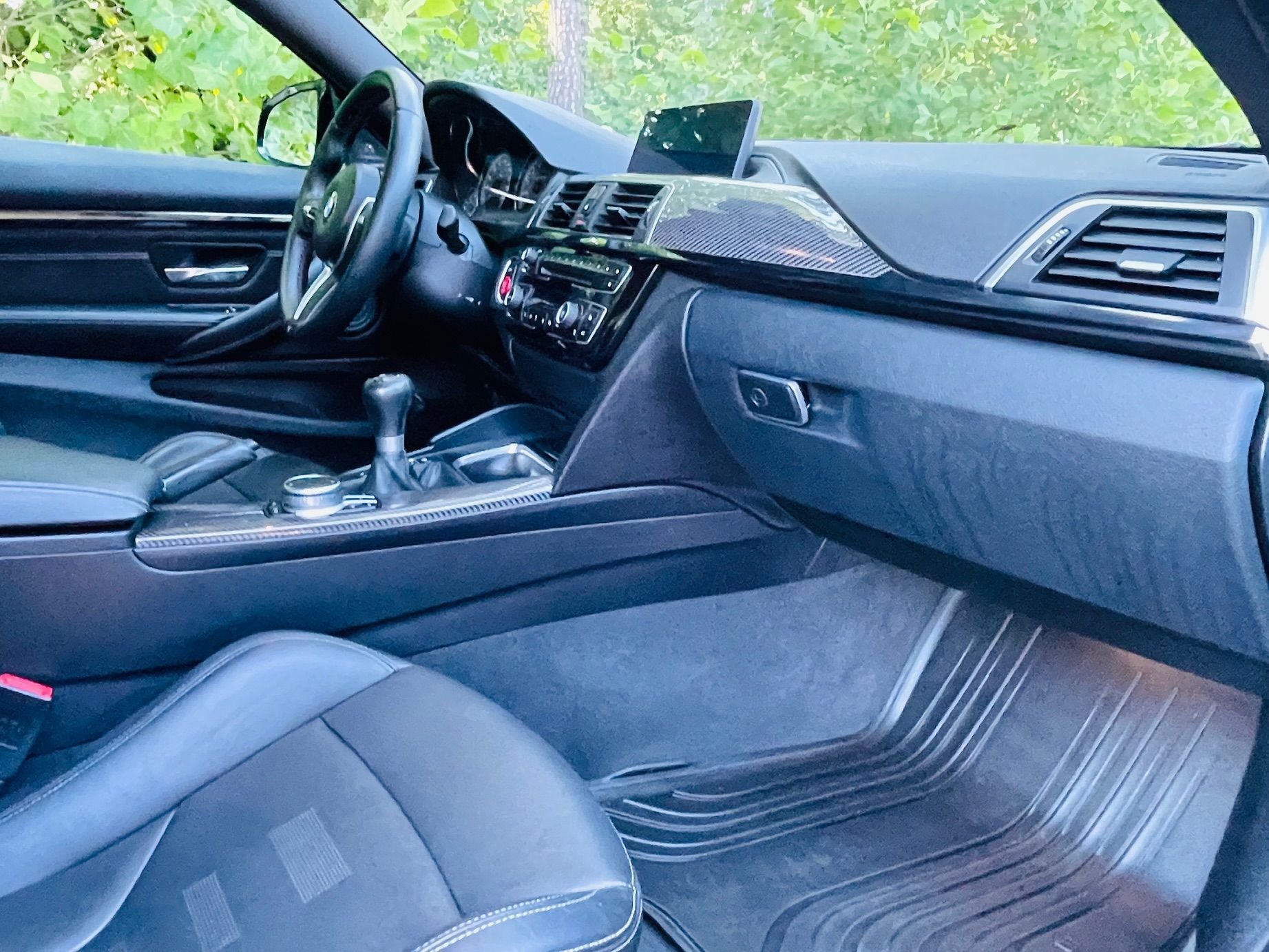 Used 2019 BMW M4 Coupe w/ Competition Package RWD image 25