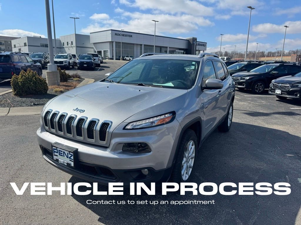 Used 2017 Jeep Cherokee Latitude w/ Safety/Convenience Group image 7