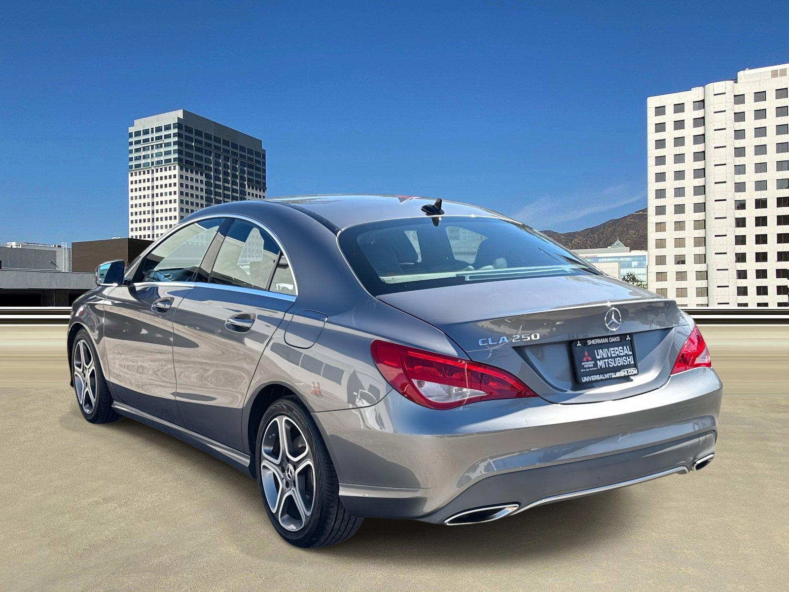 Used 2018 Mercedes-Benz CLA 250 image 3