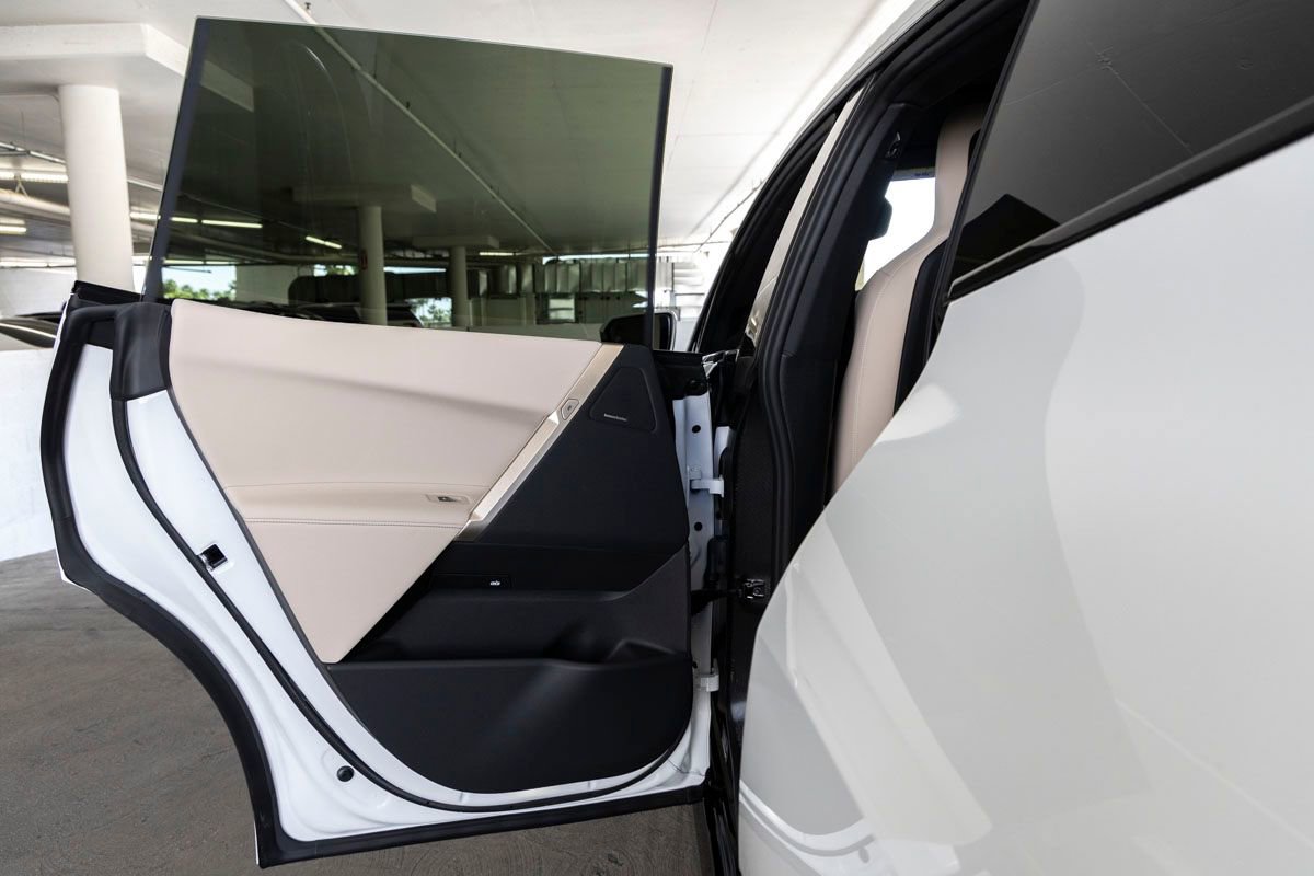 New 2026 BMW iX xDrive45 image 19