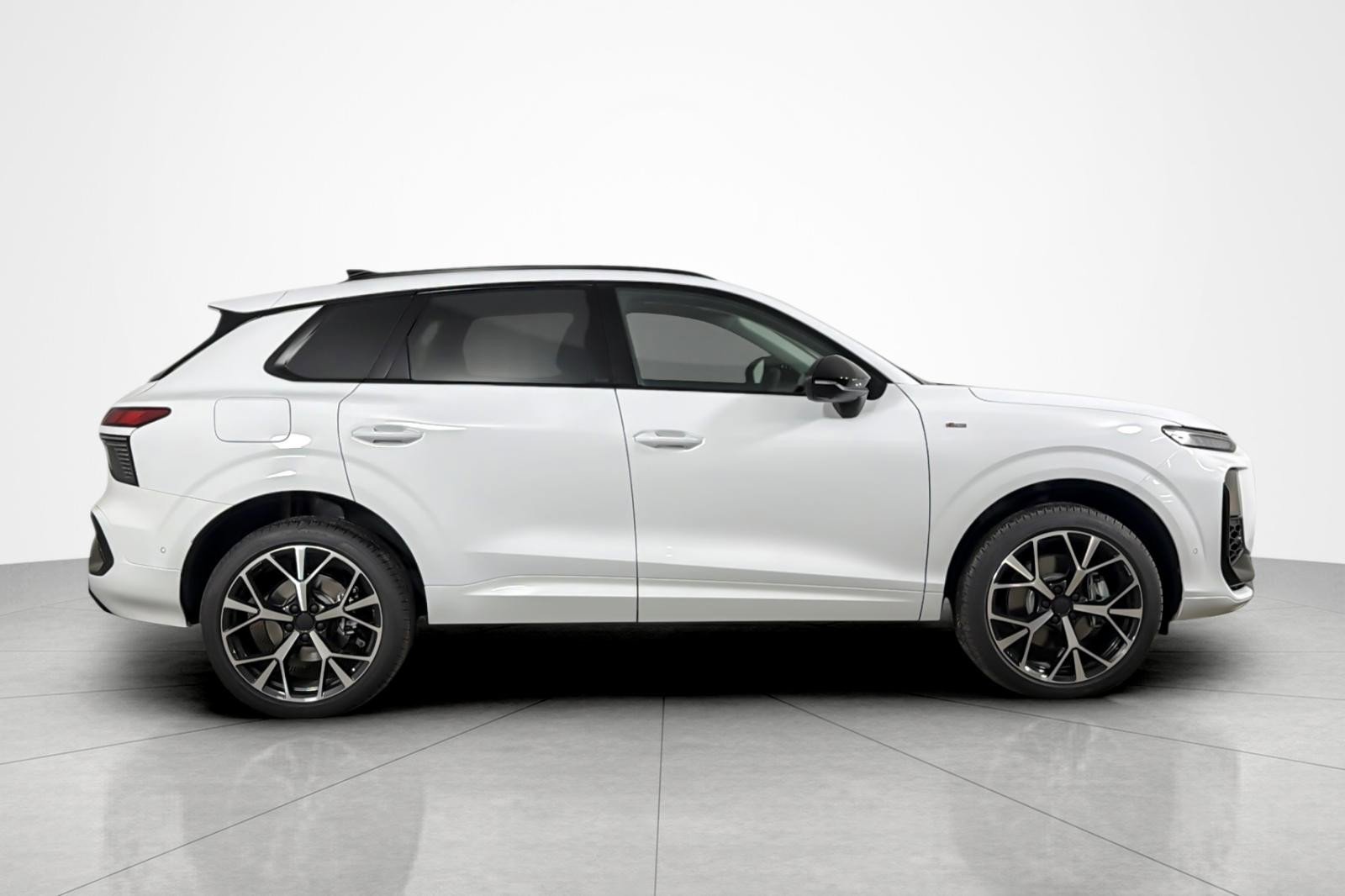New 2026 Audi Q3 quattro 2.0T image 7