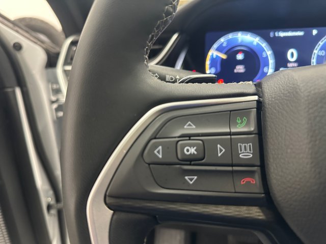Used 2024 Jeep Grand Cherokee Altitude AWD/4WD image 29