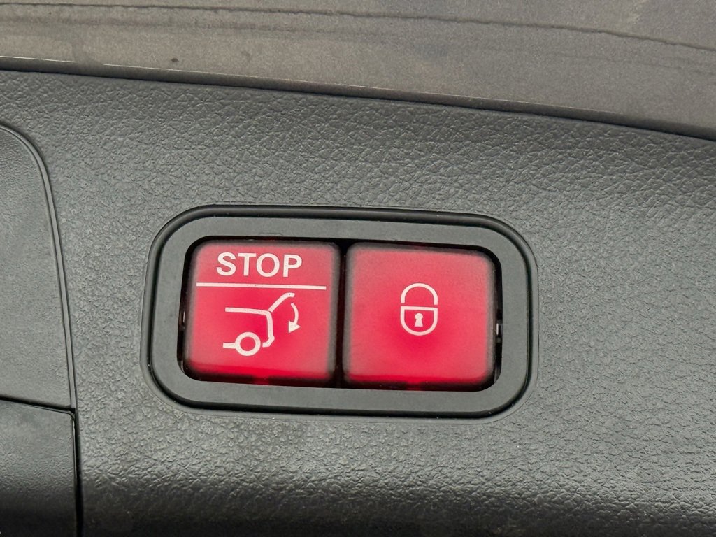 Used 2021 Mercedes-Benz GLA 250 GLA 250 image 17