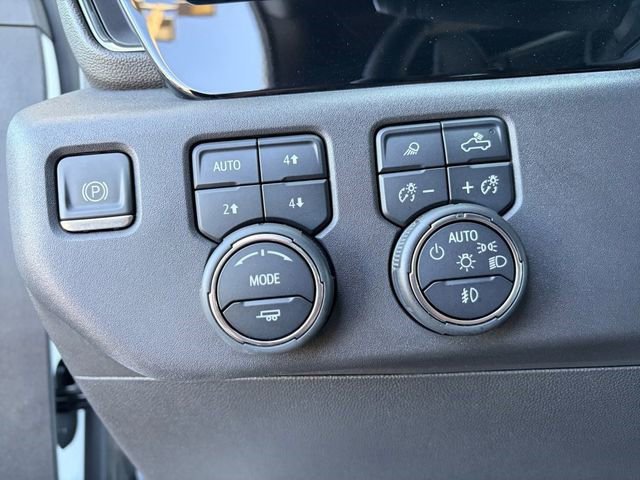 Certified 2023 Chevrolet Silverado 1500 ZR2 image 6