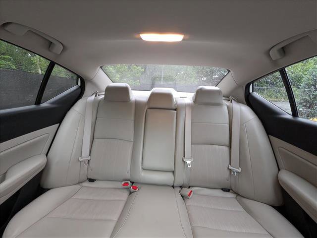 Used 2021 Nissan Altima 2.5 SL FWD image 17