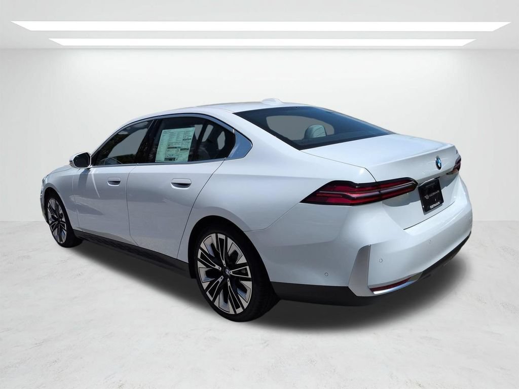 New 2027 BMW 530i w/ Premium Package RWD image 6