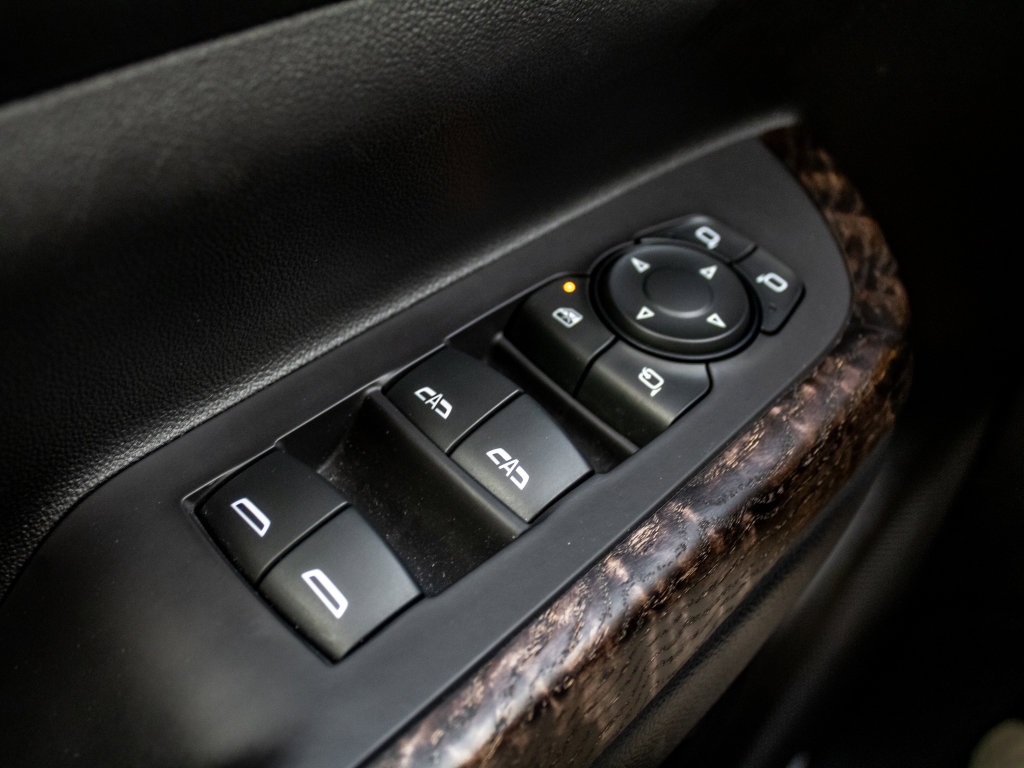 Used 2020 GMC Acadia Denali w/ Technology Package image 39