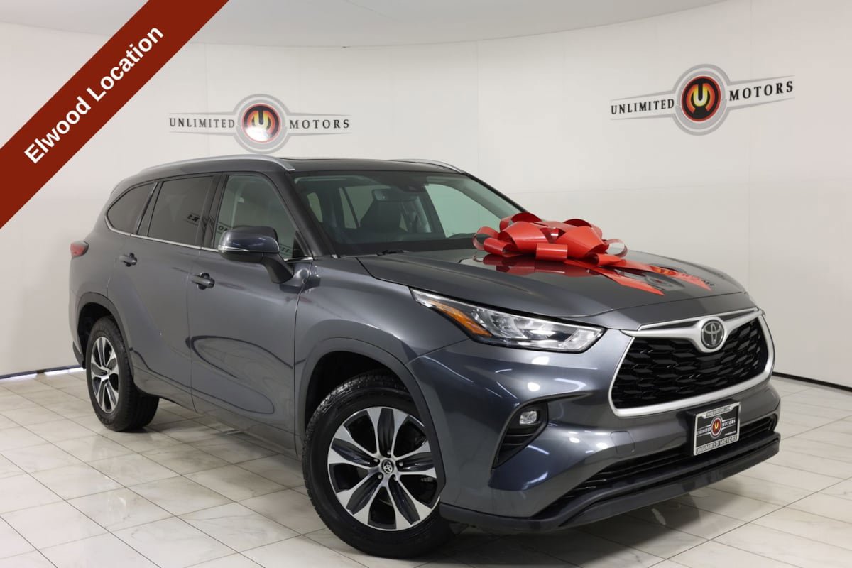 Used 2020 Toyota Highlander XLE FWD image 1