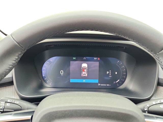 New 2026 Volvo XC40 B4 Plus w/ Climate Package FWD image 20
