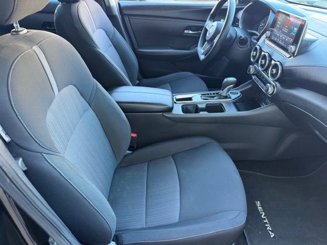 Used 2025 Nissan Sentra SV image 15