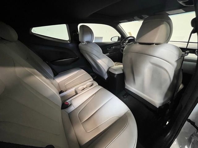 Used 2020 Hyundai Veloster Turbo Ultimate image 12