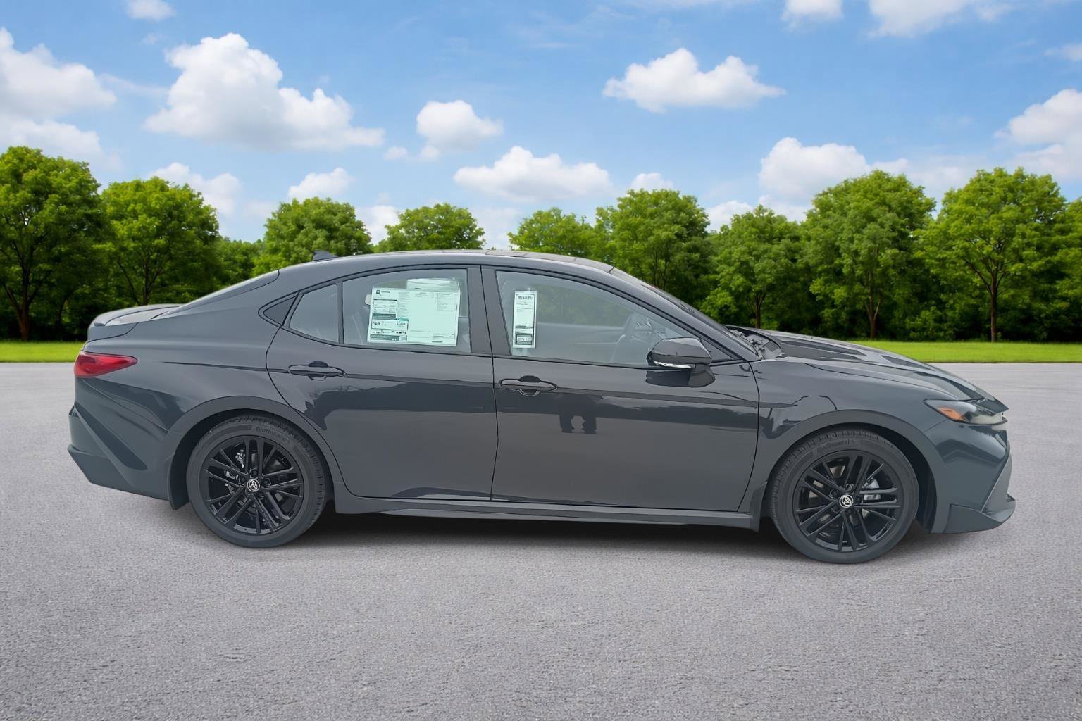 New 2026 Toyota Camry SE FWD image 8
