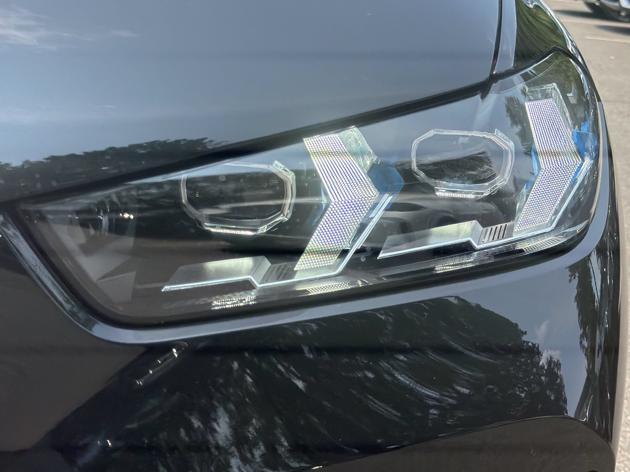 New 2026 BMW X5 xDrive40i w/ M Sport Package AWD/4WD image 12