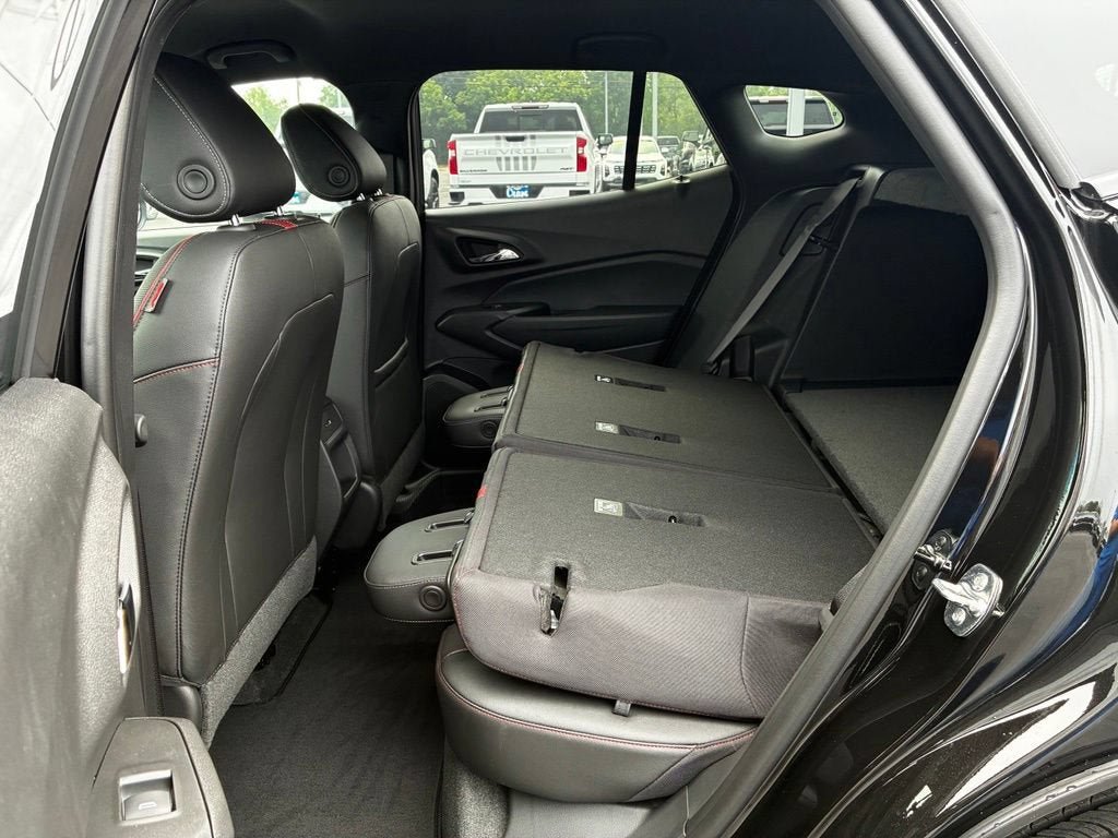 New 2026 Chevrolet Trax RS w/ Driver Confidence Package FWD image 30