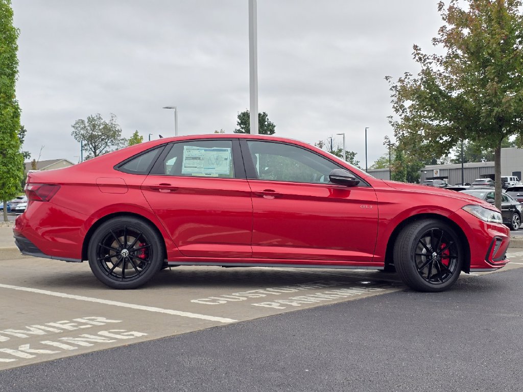 New 2027 Volkswagen Jetta GLI Autobahn FWD image 13
