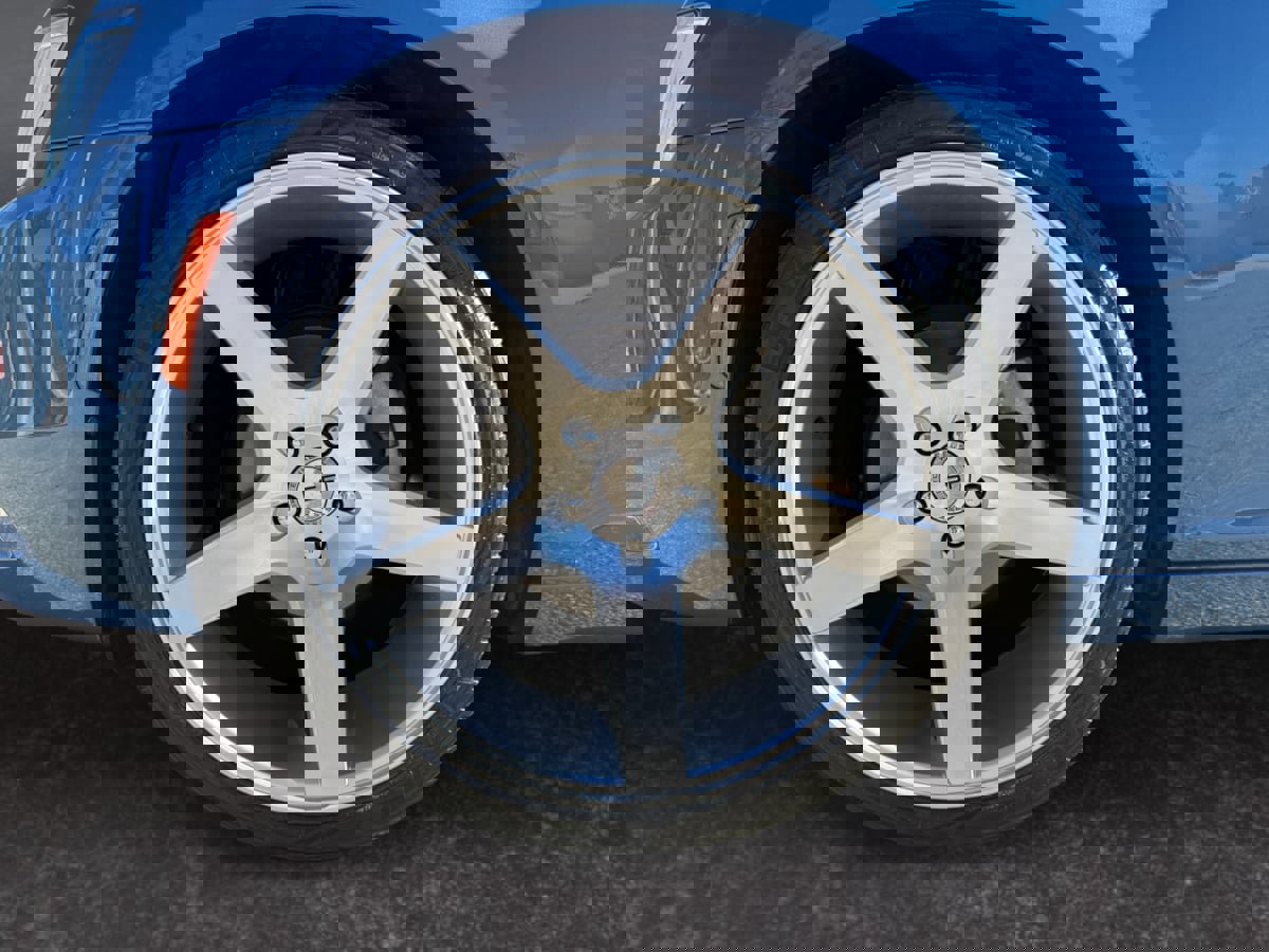 Used 2021 Chrysler 300 Touring w/ Driver Convenience Group image 10