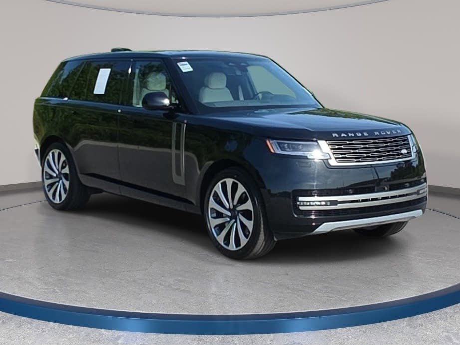 Certified 2025 Land Rover Range Rover Long Wheelbase SE AWD/4WD image 3