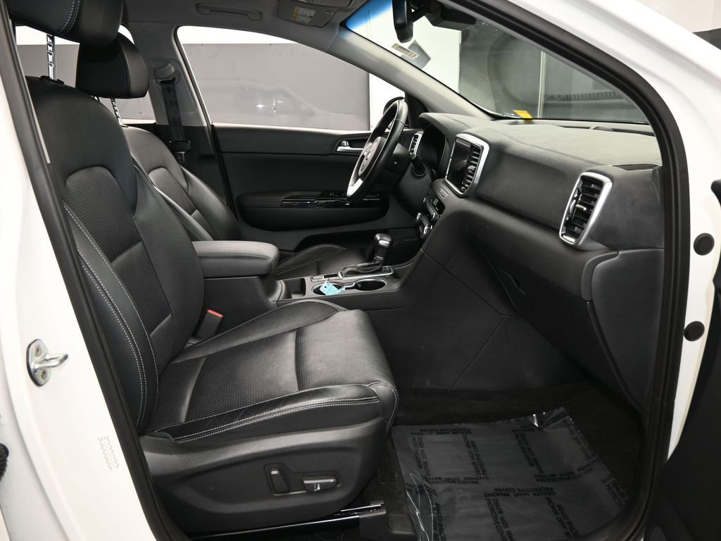 Used 2021 Kia Sportage EX w/ EX Technology Package image 50