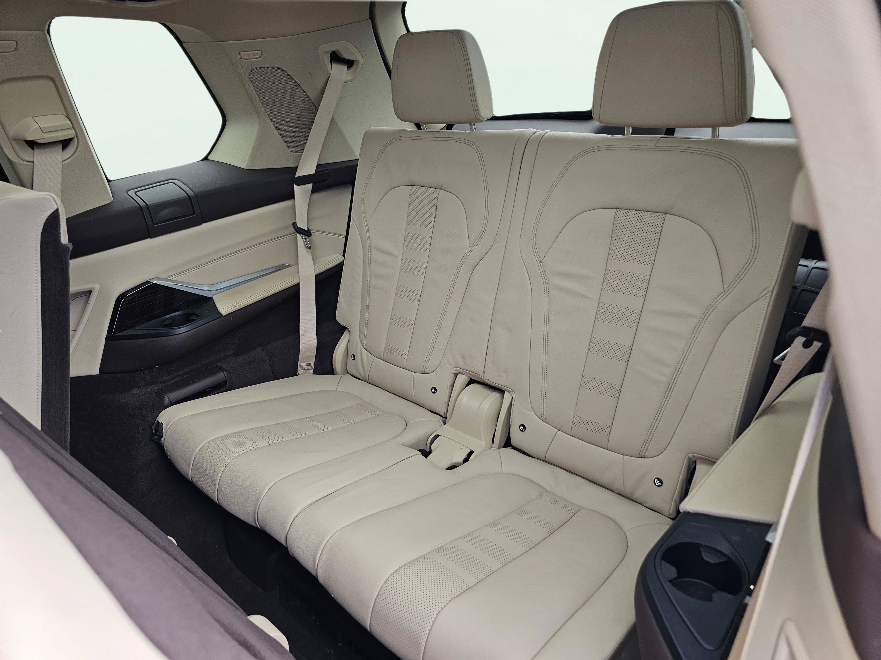 Used 2019 BMW X7 xDrive40i w/ Premium Package AWD/4WD image 35