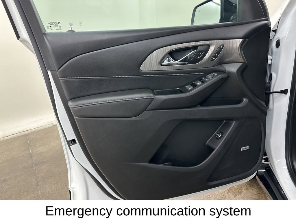 Certified 2023 Chevrolet Traverse Premier w/ Redline Edition image 33