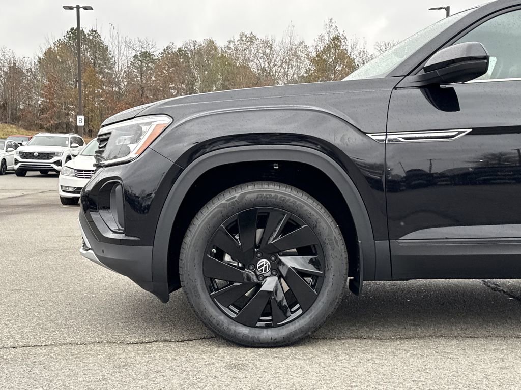 New 2026 Volkswagen Atlas Cross Sport SE image 9