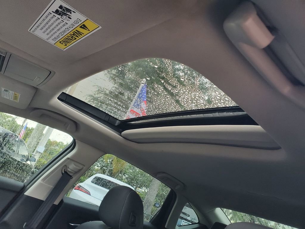 Used 2023 Acura TLX w/ Technology Package FWD image 17