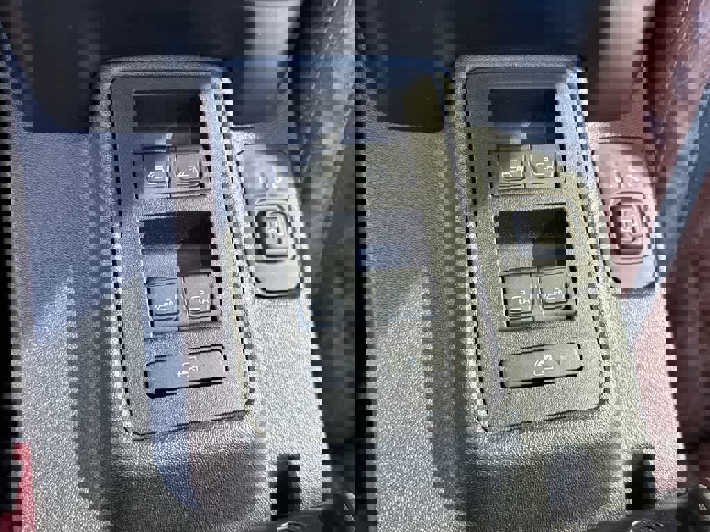 New 2025 Ford Bronco 4-Door image 30